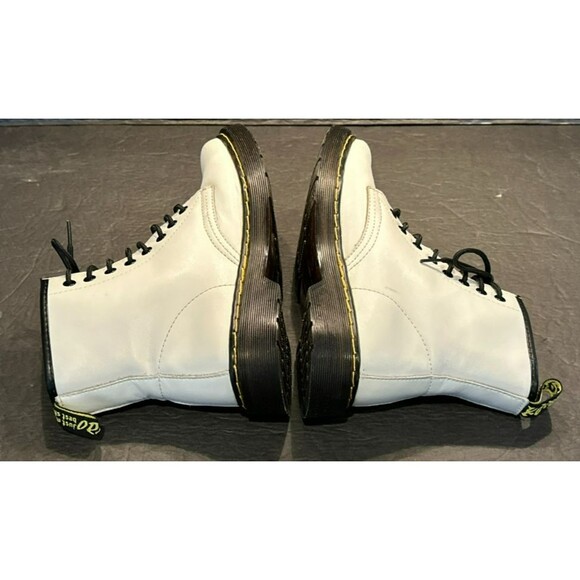 Karardo  White Vegan Leather Lace Up Combat  Boots Women's Size 8.5 (39) - Picture 9 of 10